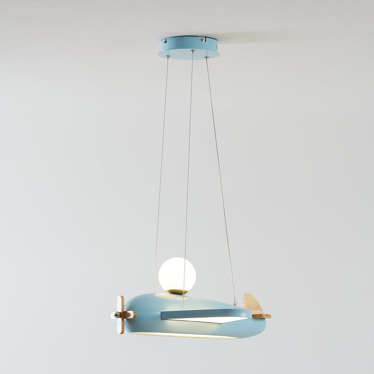 Airplane Pendant Lamp detail