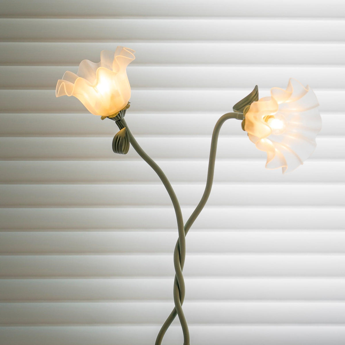 Calla Flowers Floor Lamp detail