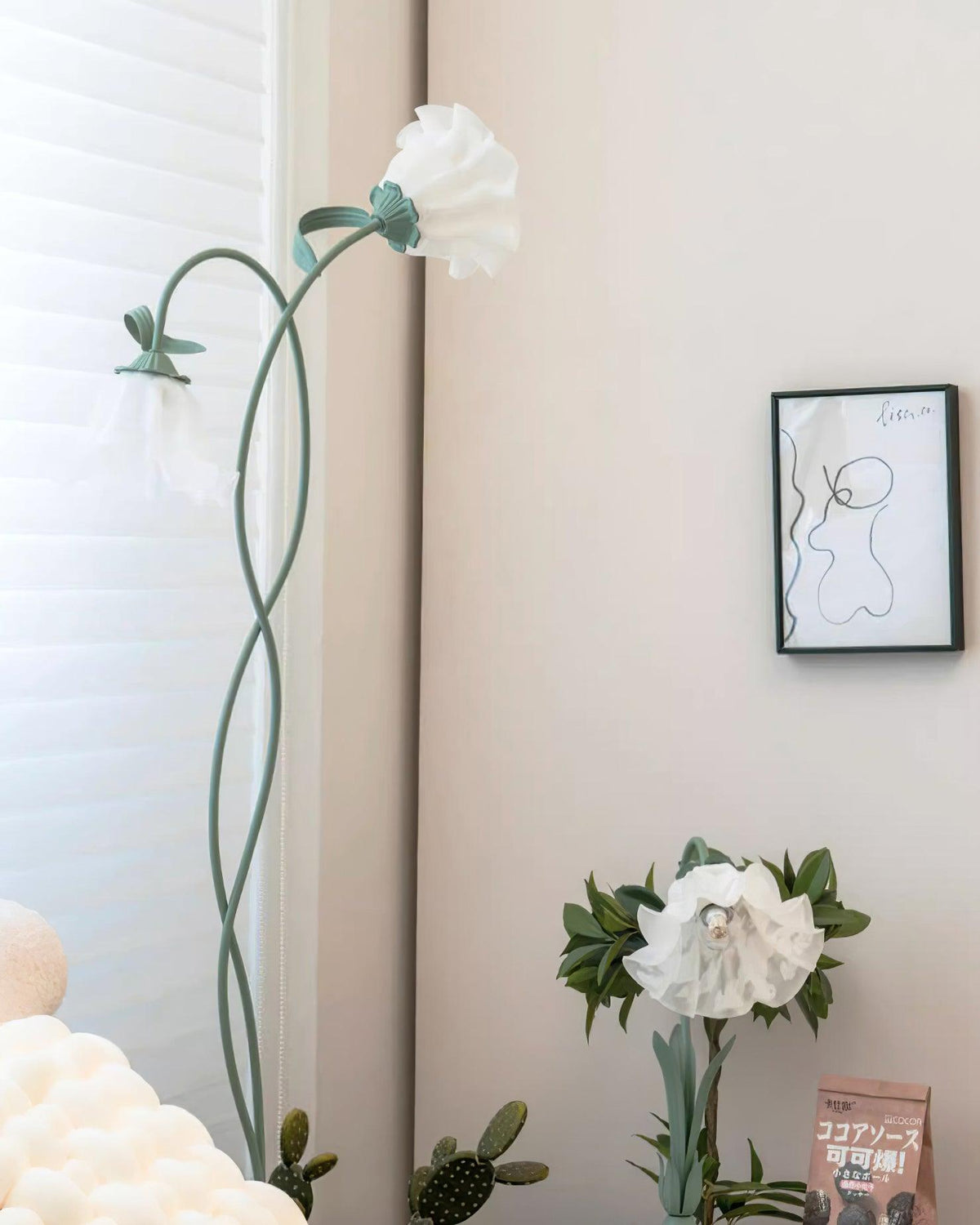 Calla Flowers Floor Lamp detail