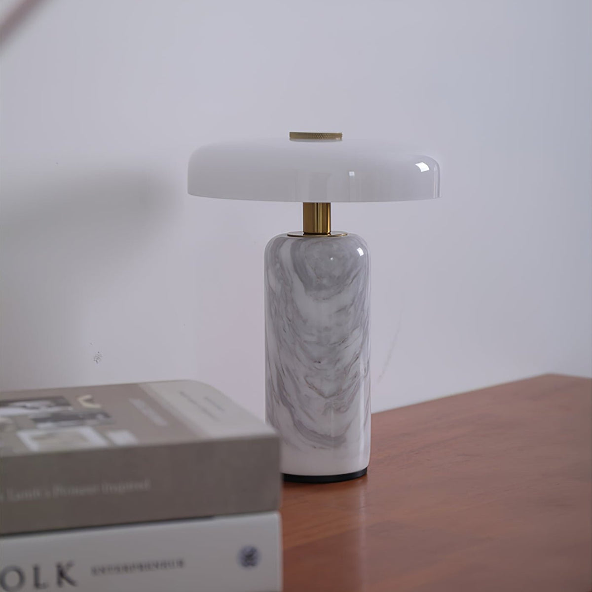 Lunara Marble Table Lamp (Built-in Battery)