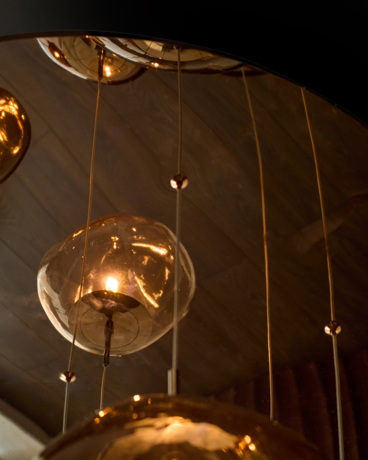 Orla 8-Bulb Mocha Caramel Glass Pendant Light glass close-up