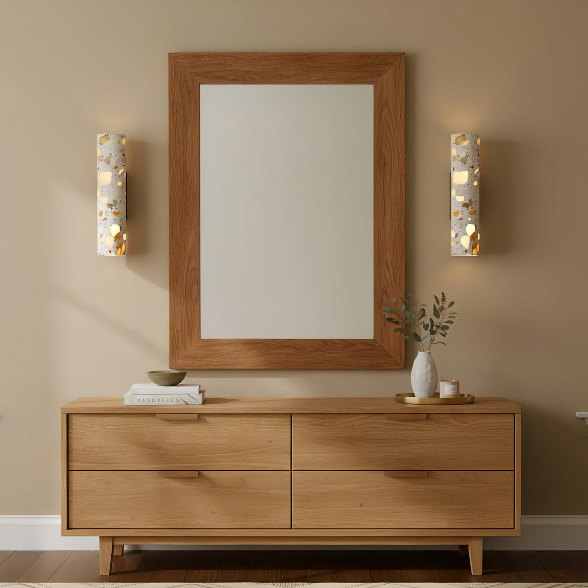 Solis Column Wall Lamp