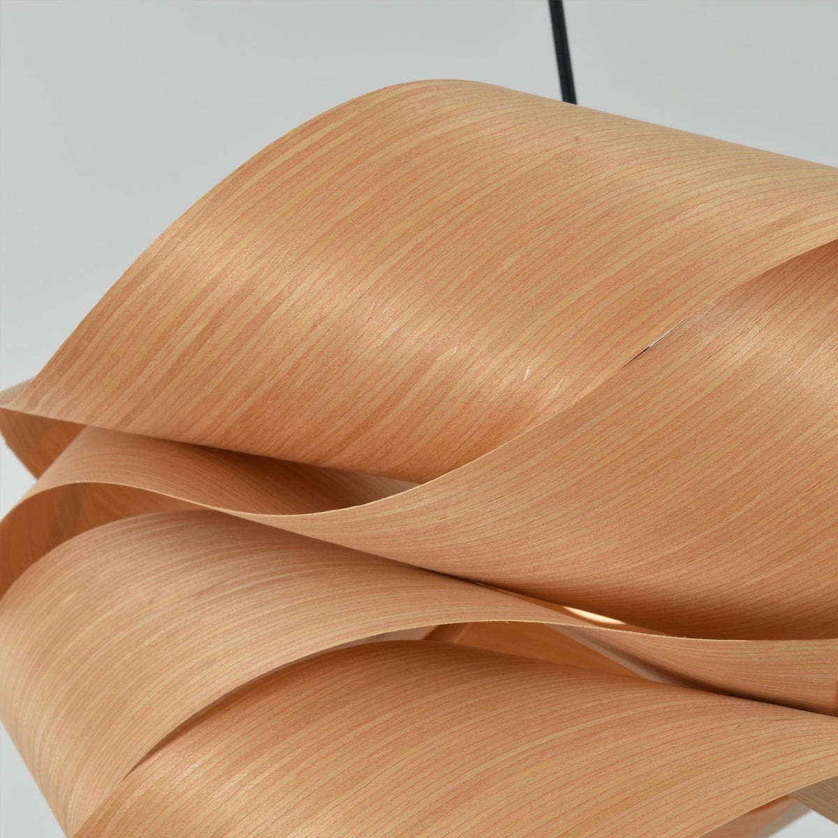 Link Pendant Light wood texture