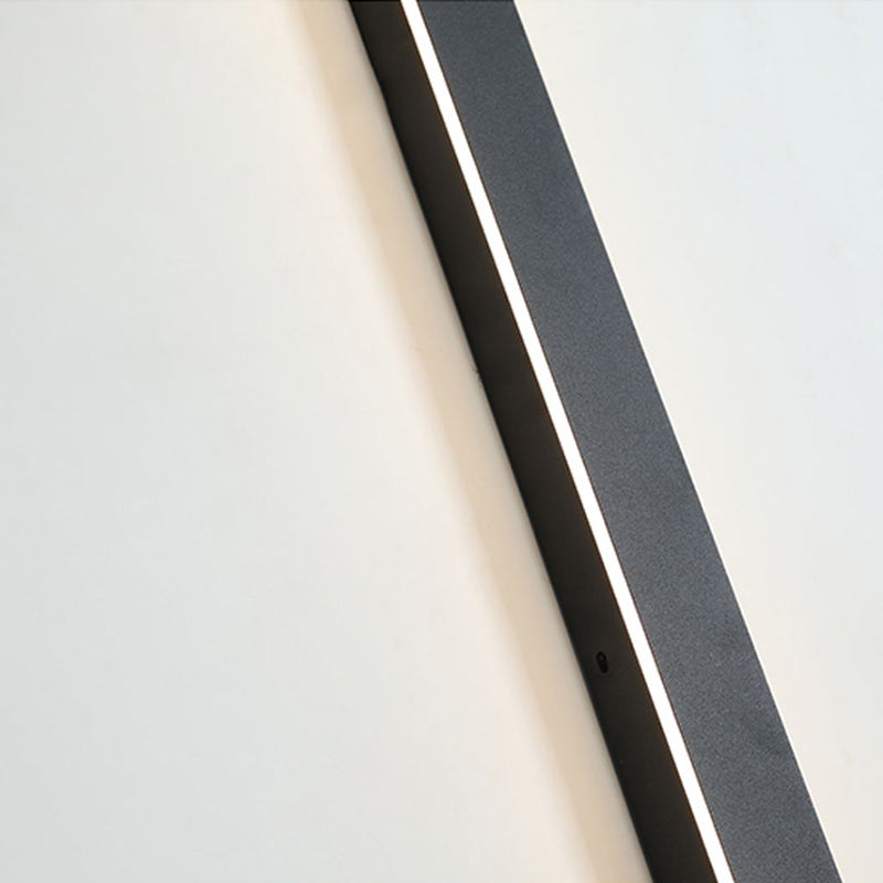 Silex linear outdoor LED wall light matte black — GildNest UK