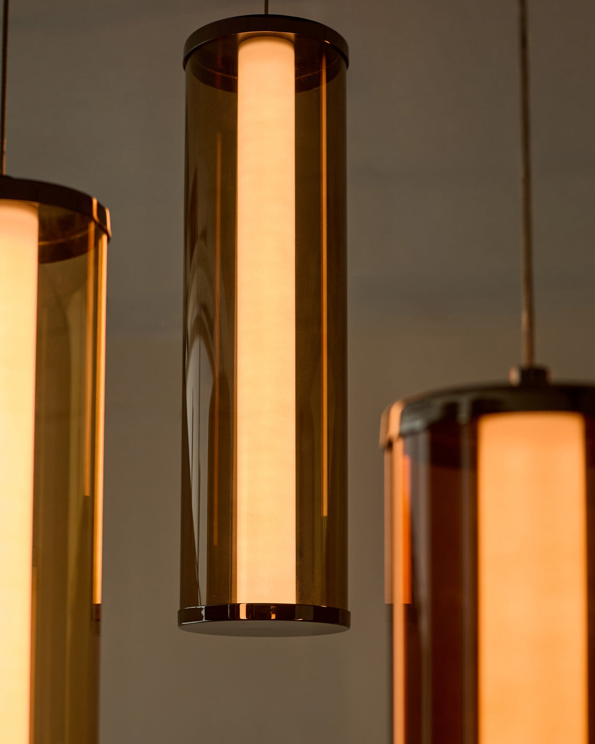 Amber Mocha Caramel Champagne Glass 3-Cluster Pendant Light glass close-up