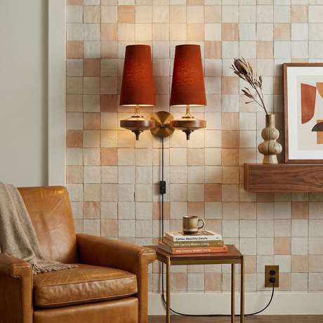 Hour Rho Plug-In Wall Light