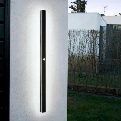 Silex linear outdoor LED wall light matte black — GildNest UK