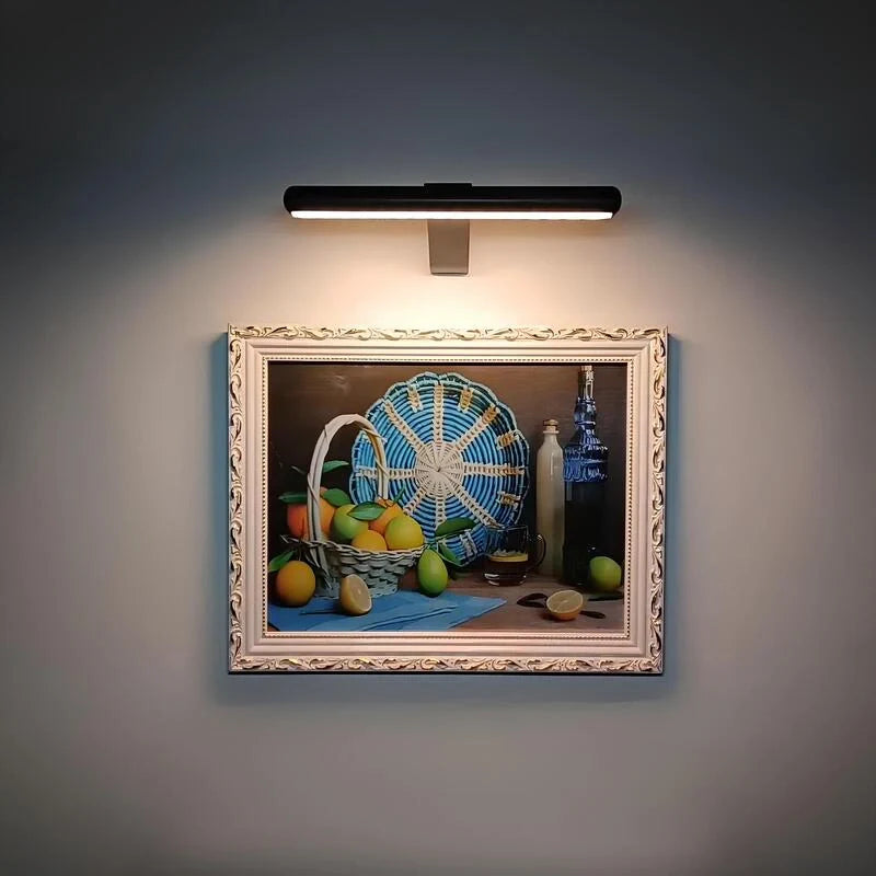 Cordless wall art light close up beam — GildNest UK