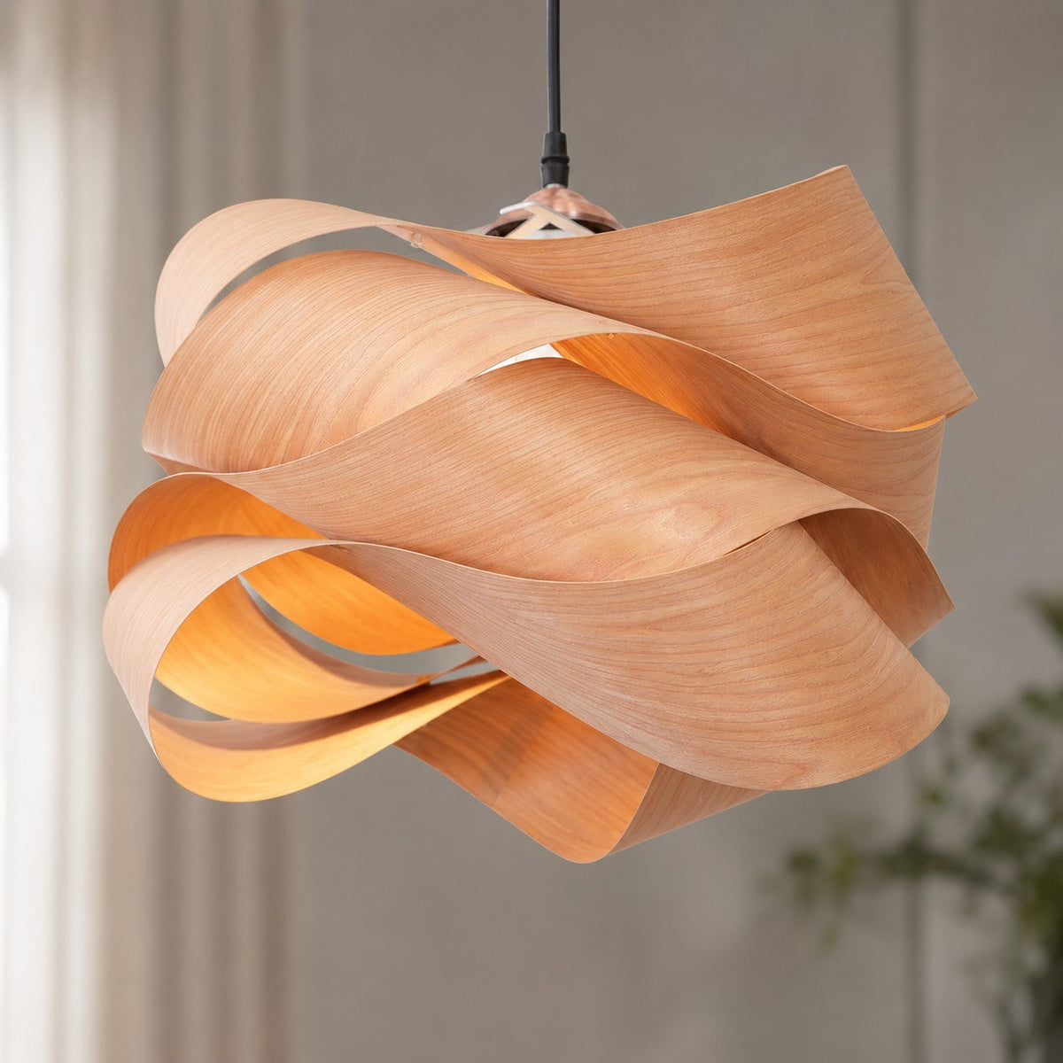 Link Pendant Light detail